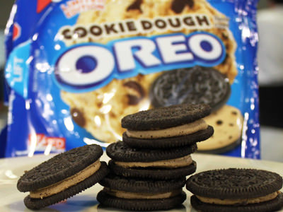 Cookie Dough Oreos