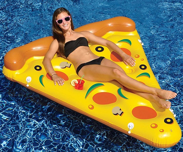 pizza-slice-pool-float