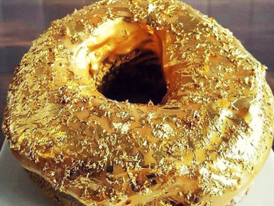 24k-gold-doughnuts
